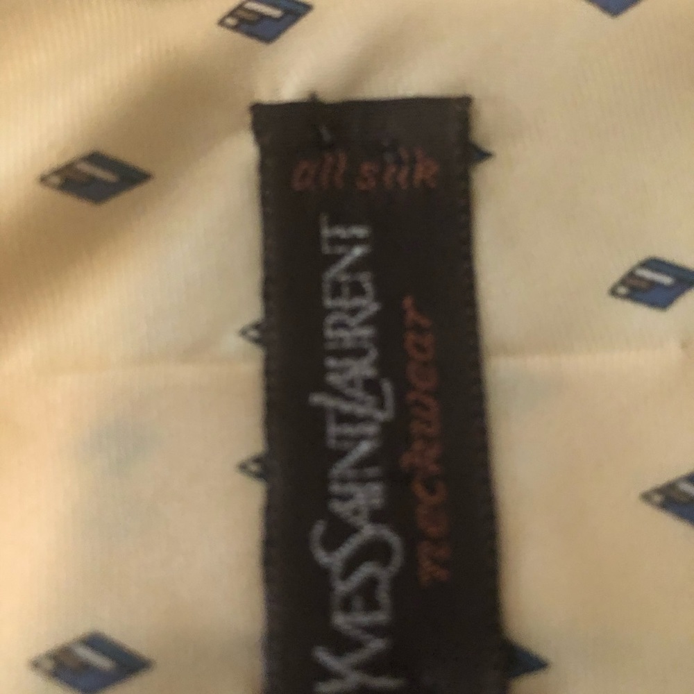 YSL tie - Picture 4 of 4